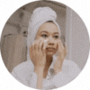 Rejuvenates & Brightens Skin